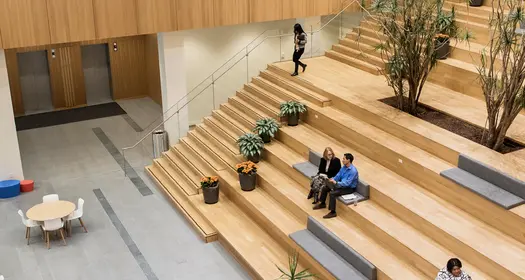 Зустріч в атріумі