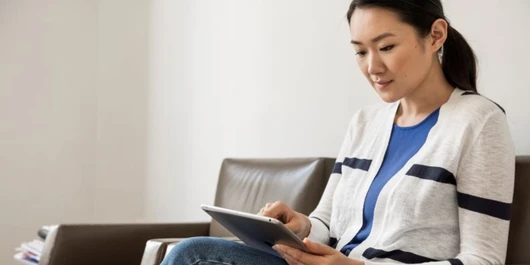 Patient using a tablet