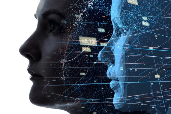 Im Hintergrund das Gesicht einer Frau, im Vordergrund ein digitales Abbild mit Linien und Zahlen.